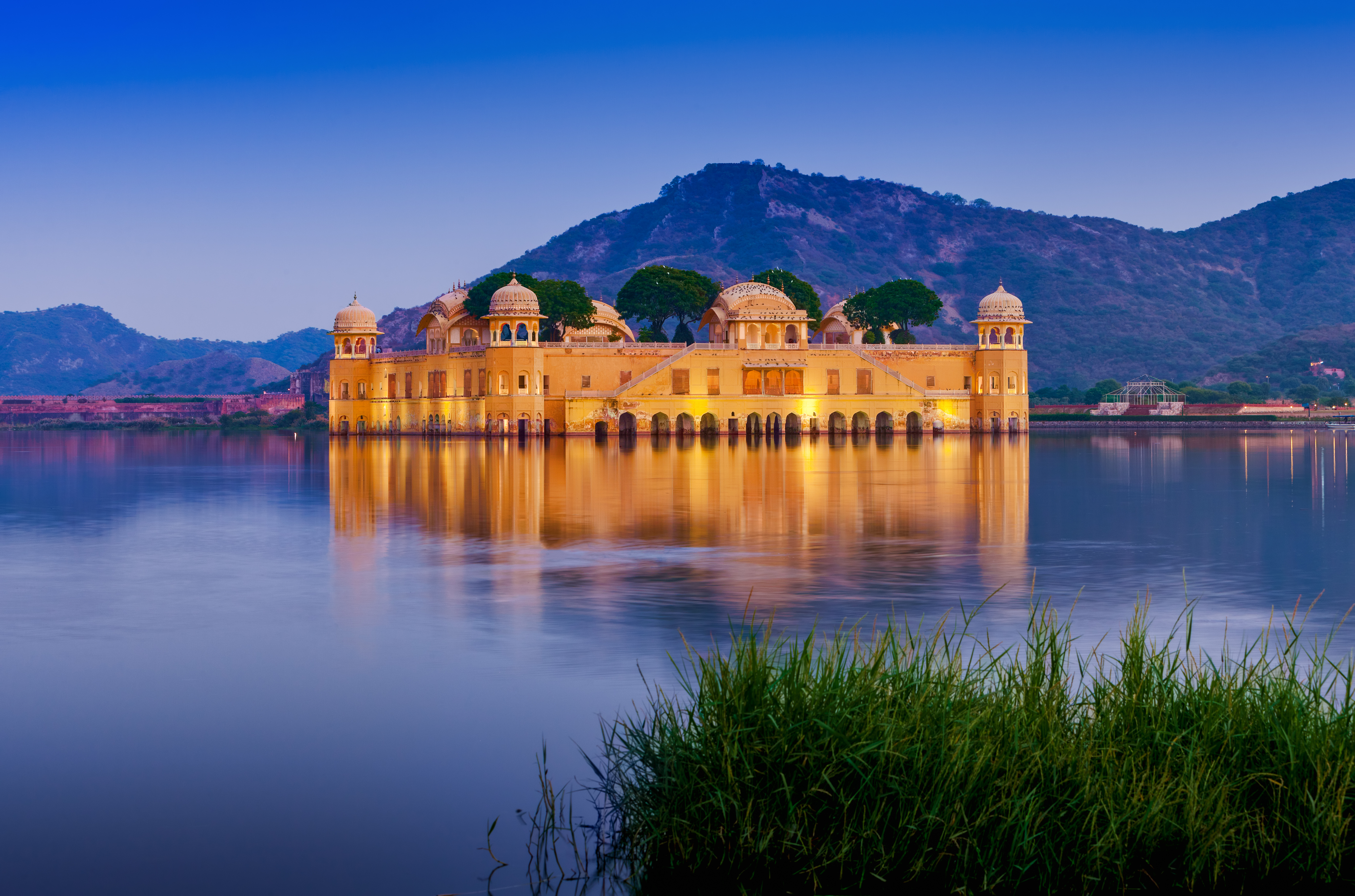 Golden Triangle with Havelis of Rajasthan